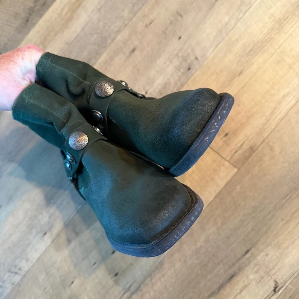 OTBT Dugas Forest Green Suede Ankle Boots